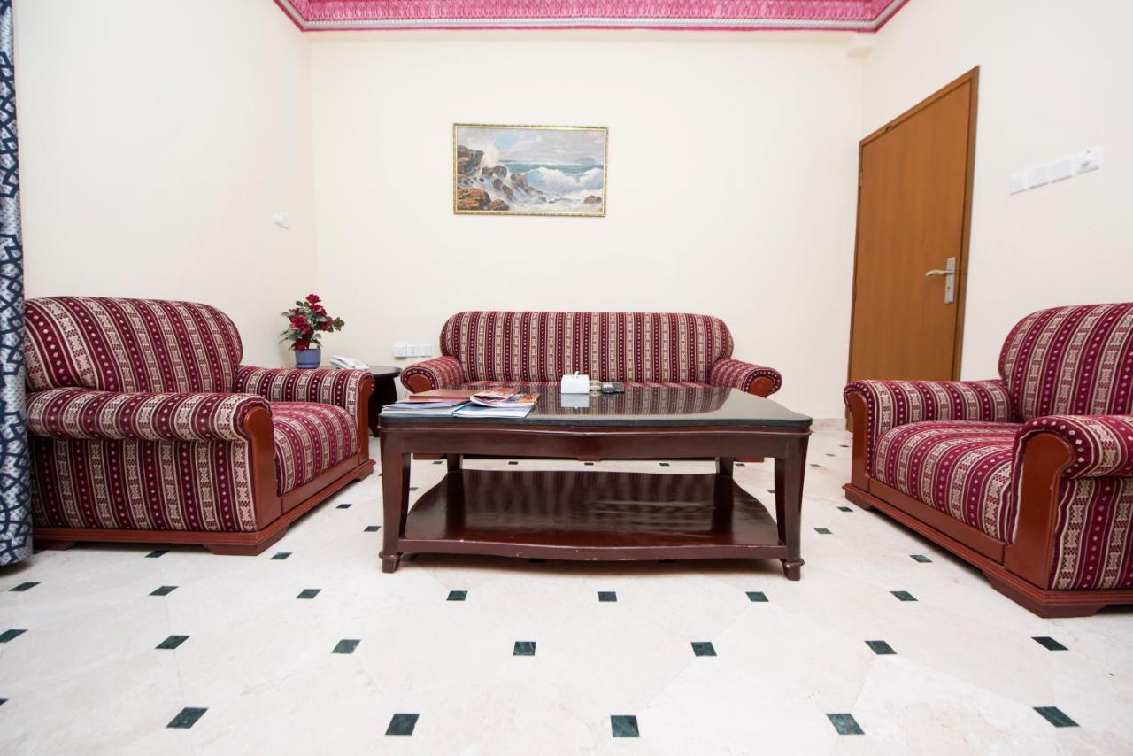 Al Bahjah Hotel Seeb Extérieur photo